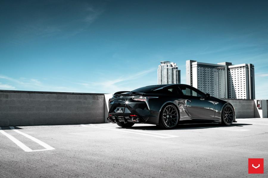  Lexus LC500 Obsidian on Vossen Wheels (HF-2) 2019 года  (фото 20 из 20)